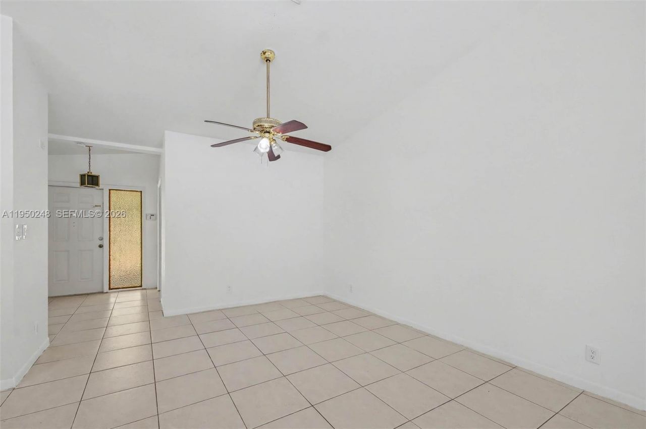 13830 SW 104th Terrace, Miami, FL 33186 Photo