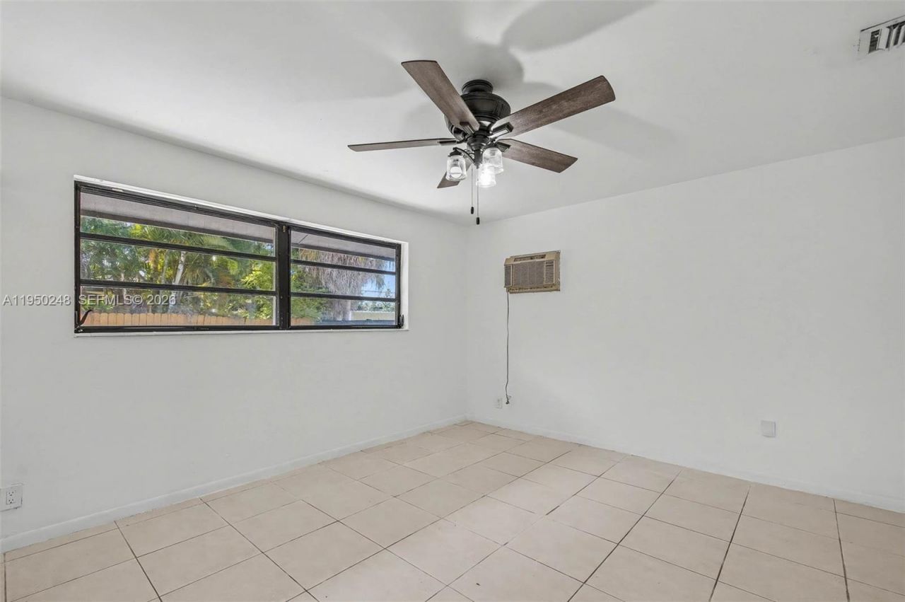 13830 SW 104th Terrace, Miami, FL 33186 Photo