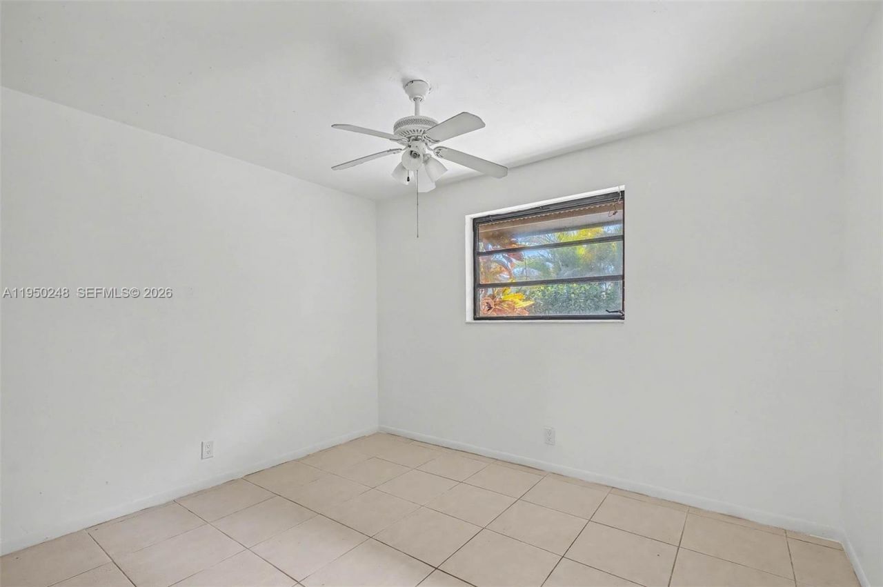 13830 SW 104th Terrace, Miami, FL 33186 Photo
