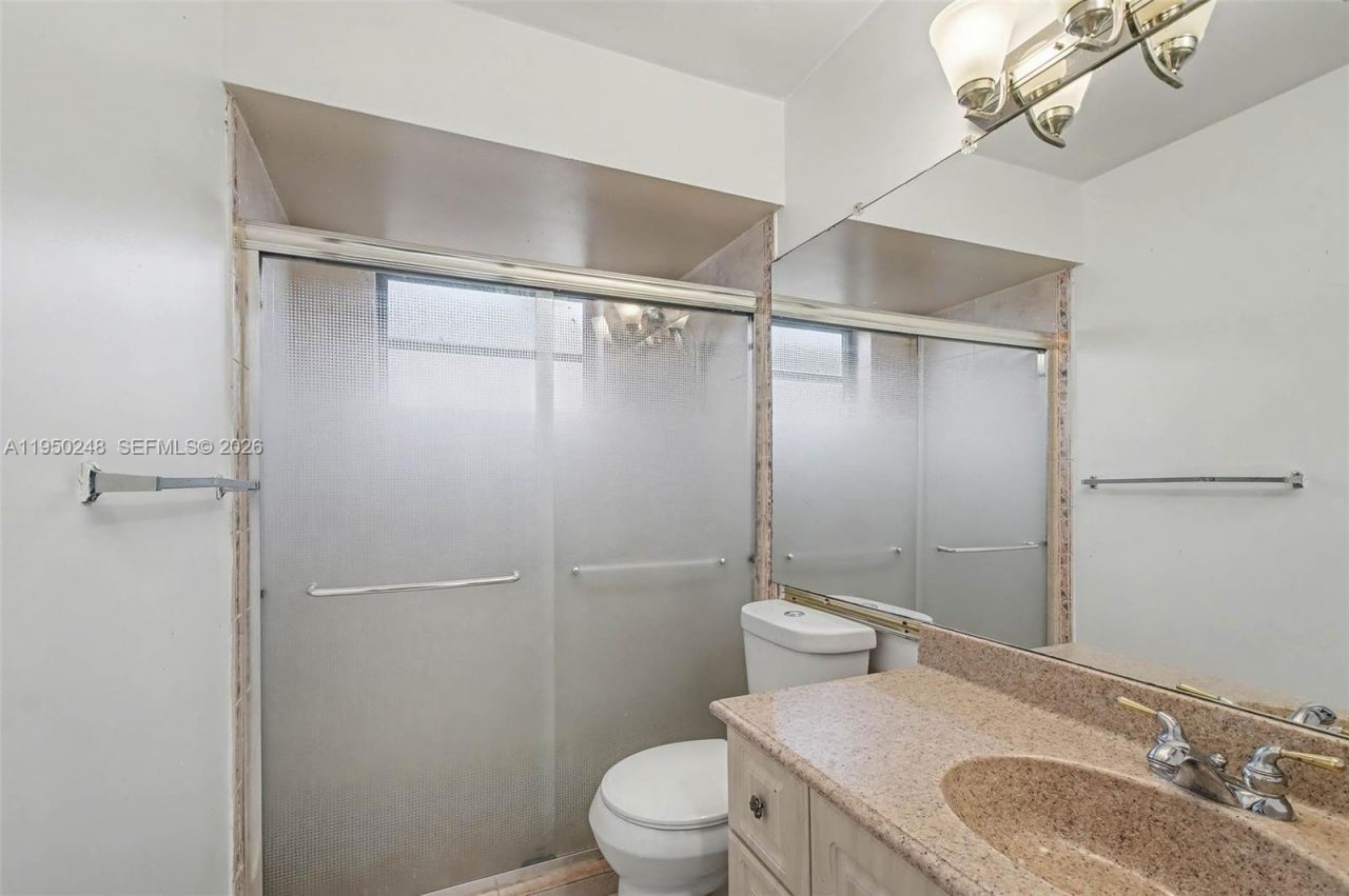 13830 SW 104th Terrace, Miami, FL 33186 Photo