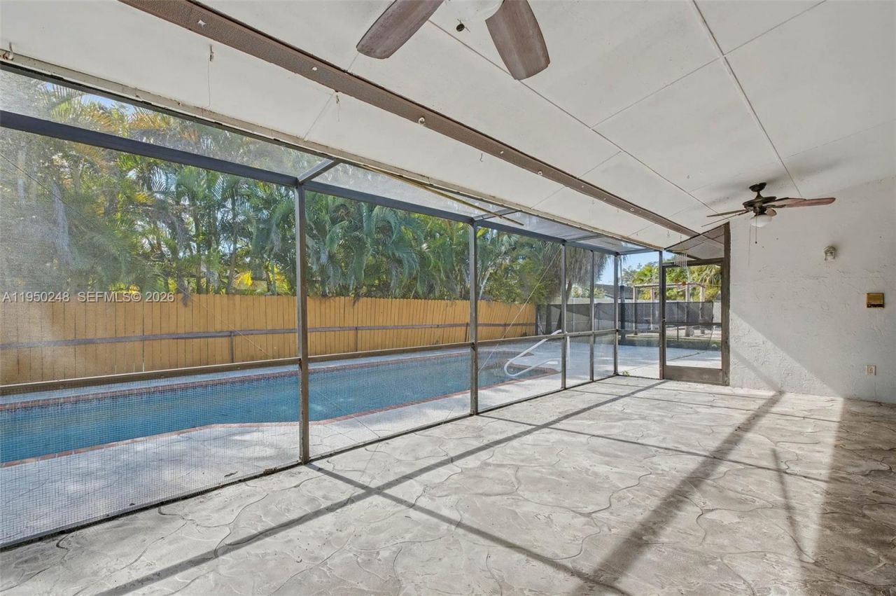 13830 SW 104th Terrace, Miami, FL 33186 Photo