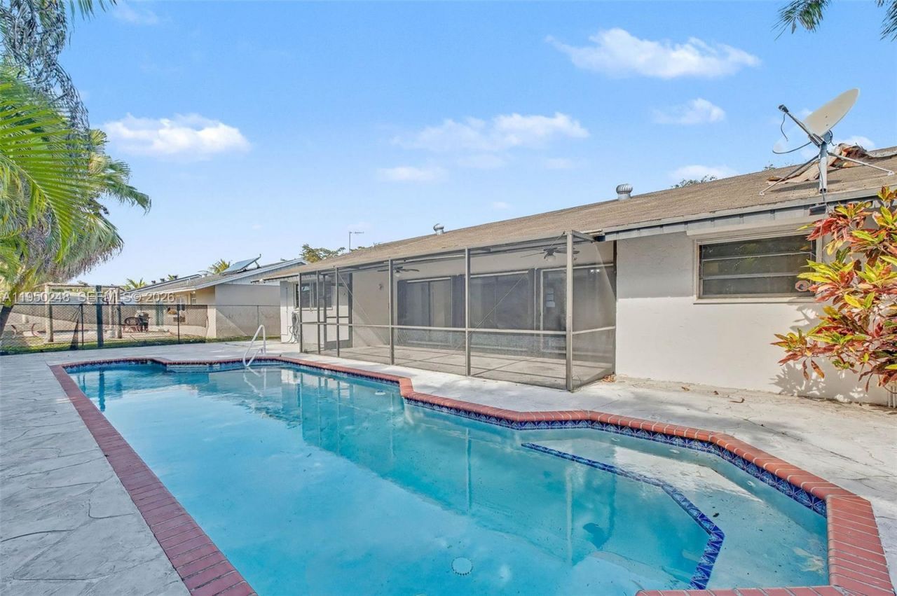 13830 SW 104th Terrace, Miami, FL 33186 Photo