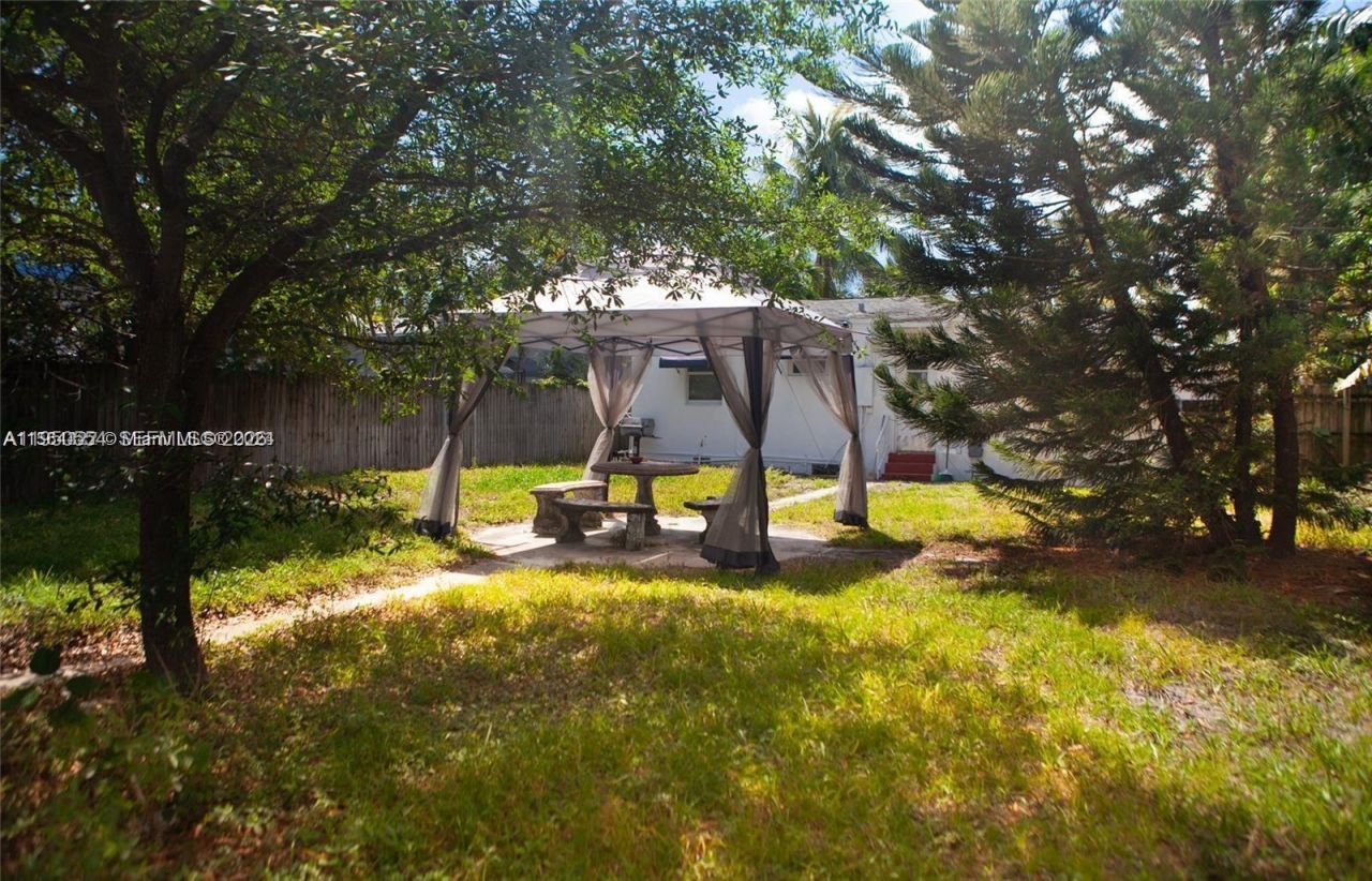 1821 Harding St, Hollywood, FL 33020 Photo