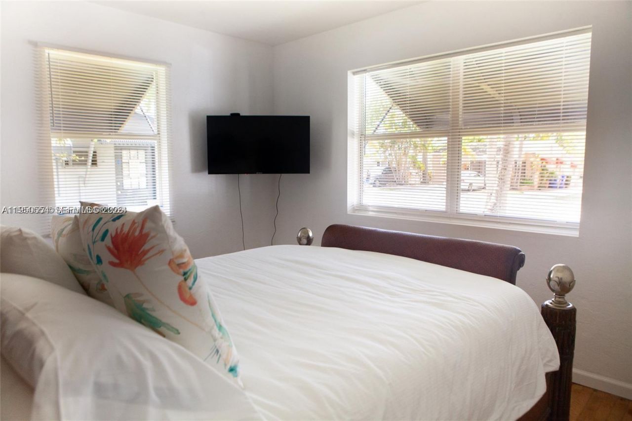 1821 Harding St, Hollywood, FL 33020 Photo