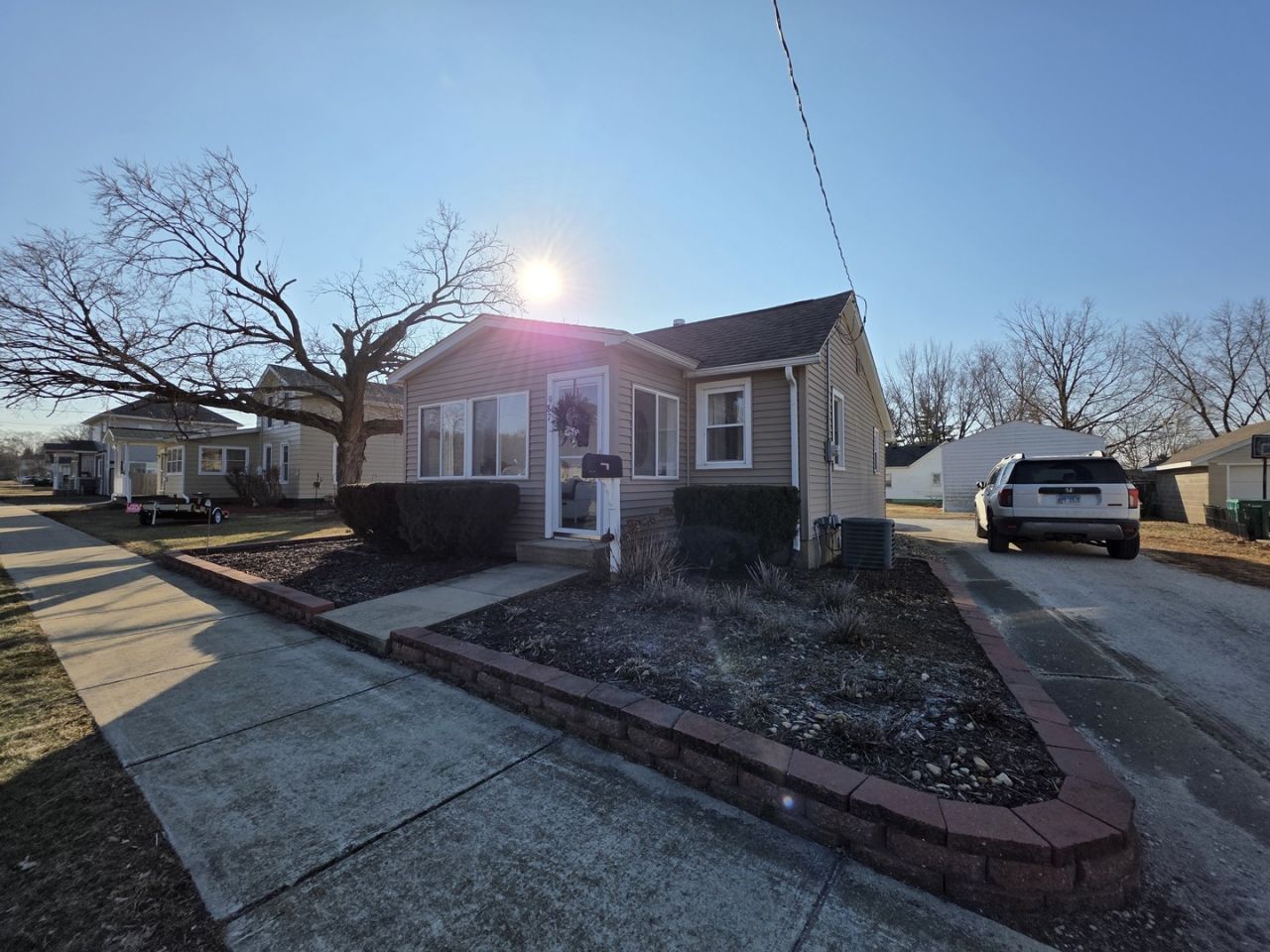 987 Union Street, Marseilles, IL 61341 Main Photo