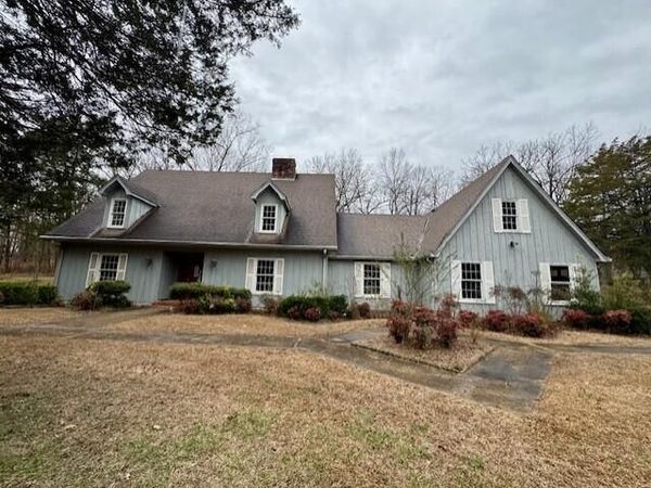 1585 Cedar Grove Road, Tupelo, MS 38801