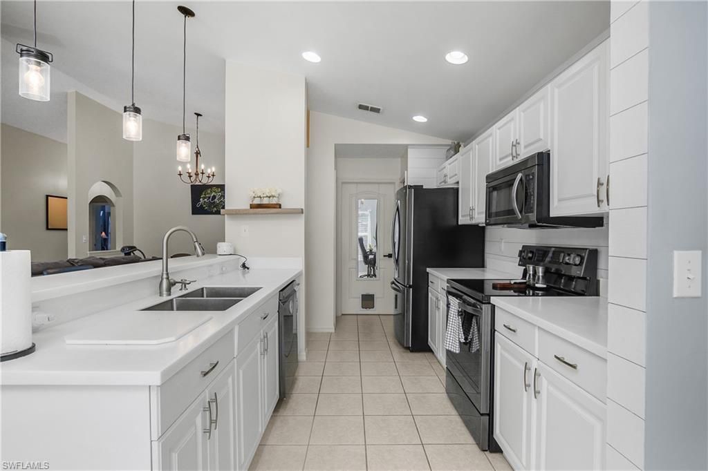 21572 Brixham Run Loop, Estero, FL 33928 Photo