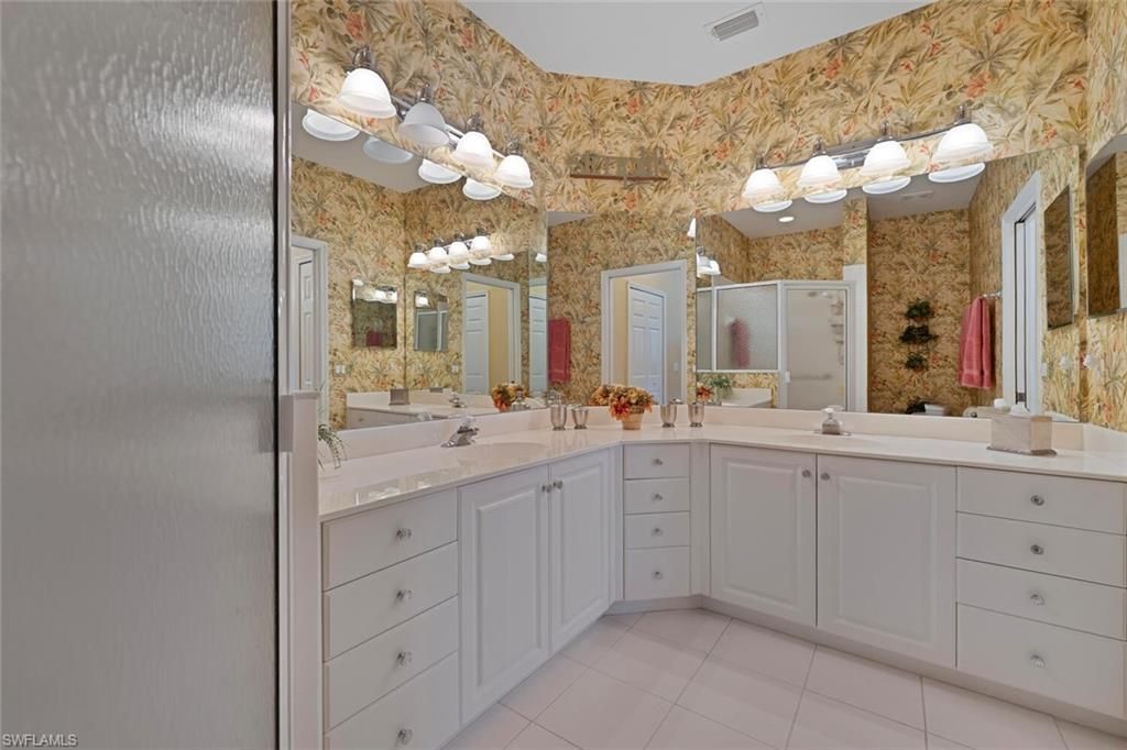 5880 Three Iron Dr, Unit 801, Naples, FL 34110 Photo