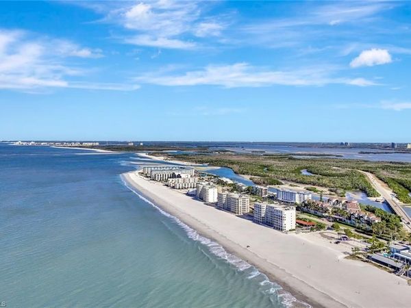 26000 Hickory BLVD, Unit 203, BONITA SPRINGS, FL 34134