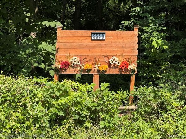 5550 Fisher Road, Oceola Twp, MI 48855