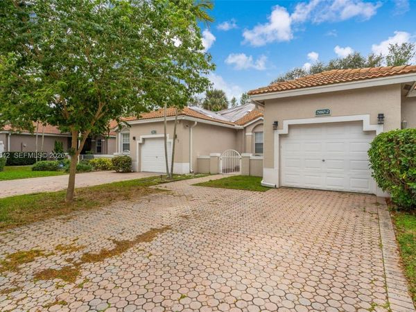 7980 S Aragon Blvd , Unit 2, Sunrise, FL 33322