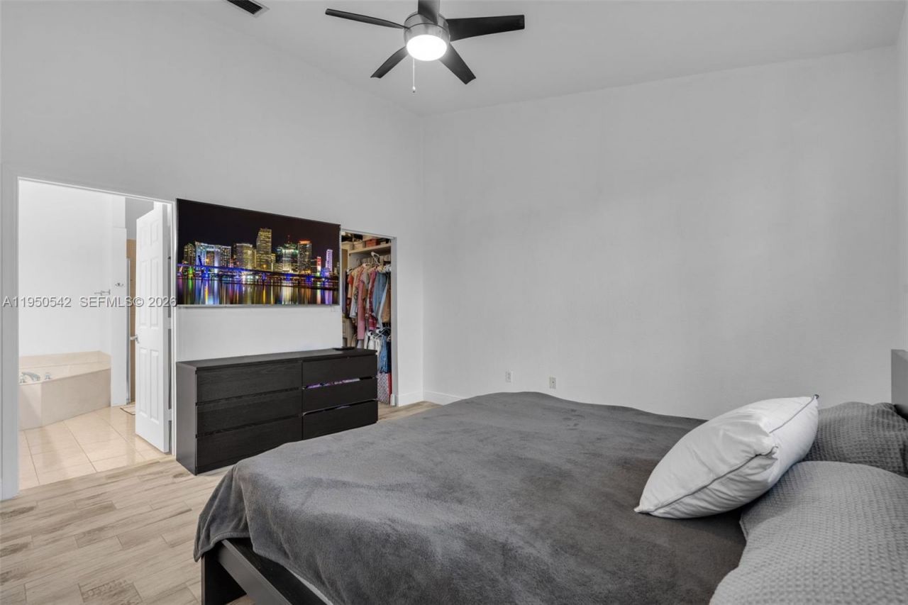 7980 S Aragon Blvd , Unit 2, Sunrise, FL 33322 Photo