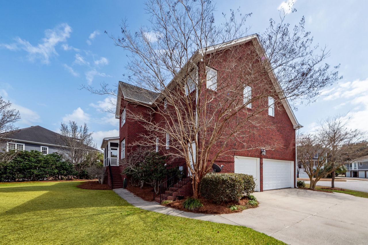 3584 Somerset Hills Court Photo 7