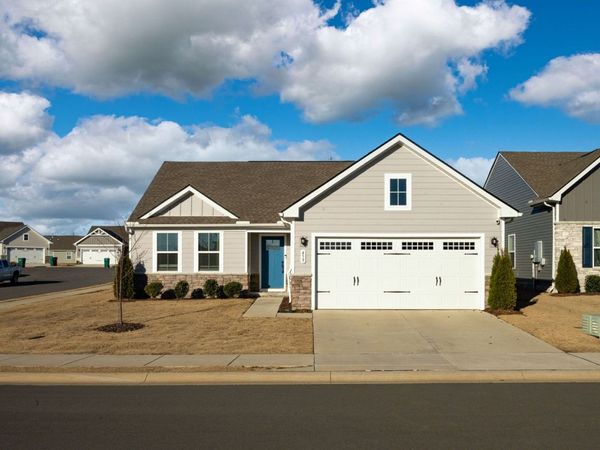 459 Streamview Dr, White House, TN 37188