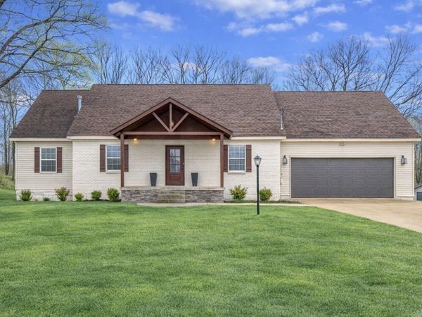 2204 Williamsburg Dr, Jonesboro, AR 72404