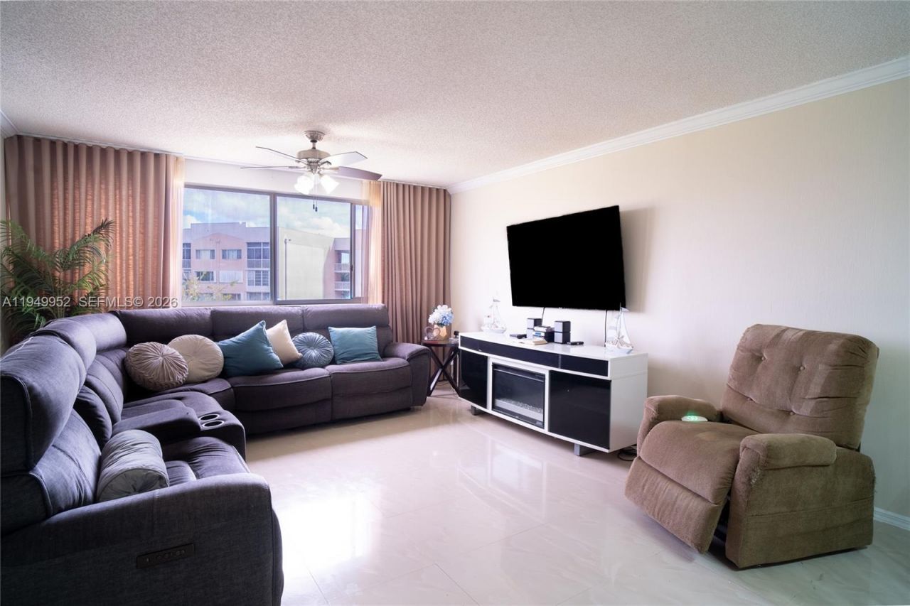 10133 NW 24th Pl , Unit 303, Sunrise, FL 33322 Photo