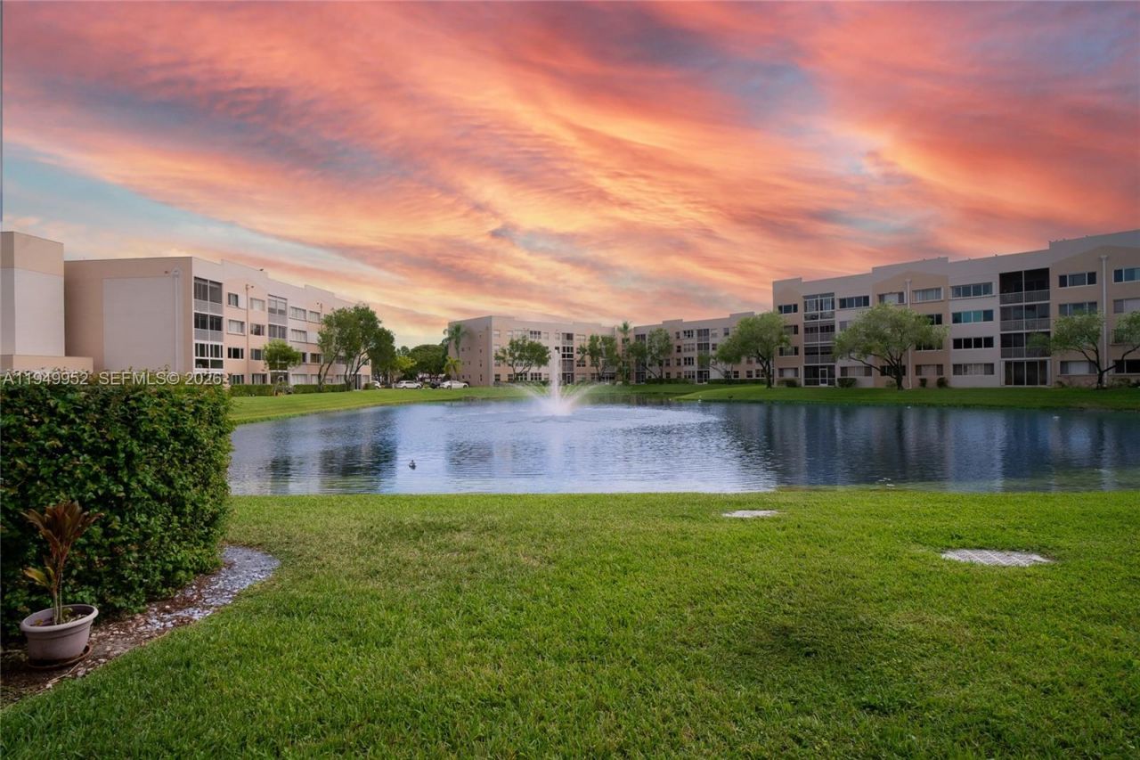 10133 NW 24th Pl , Unit 303, Sunrise, FL 33322 Photo