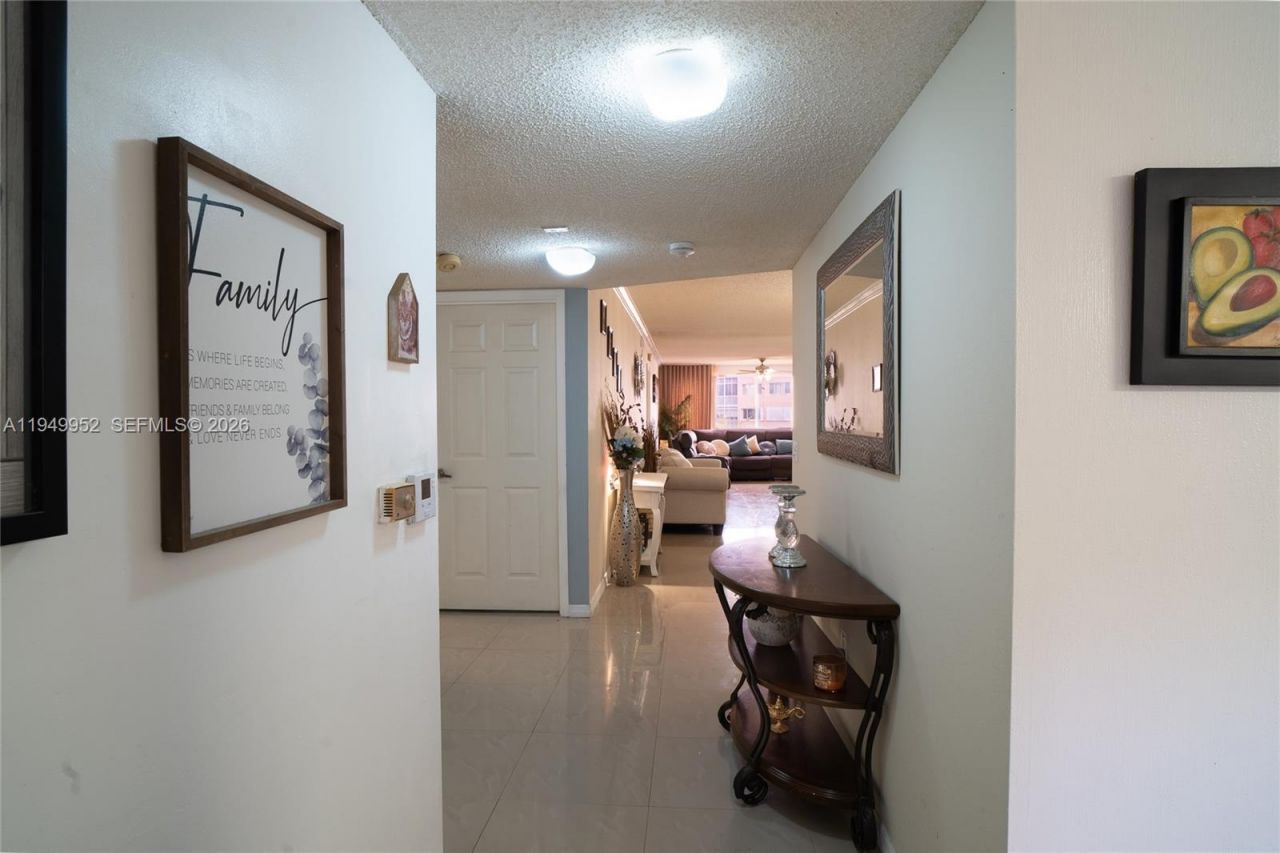 10133 NW 24th Pl , Unit 303, Sunrise, FL 33322 Photo