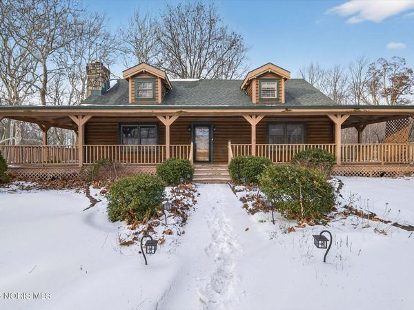 17884 Euler Road, Bowling Green, OH 43402