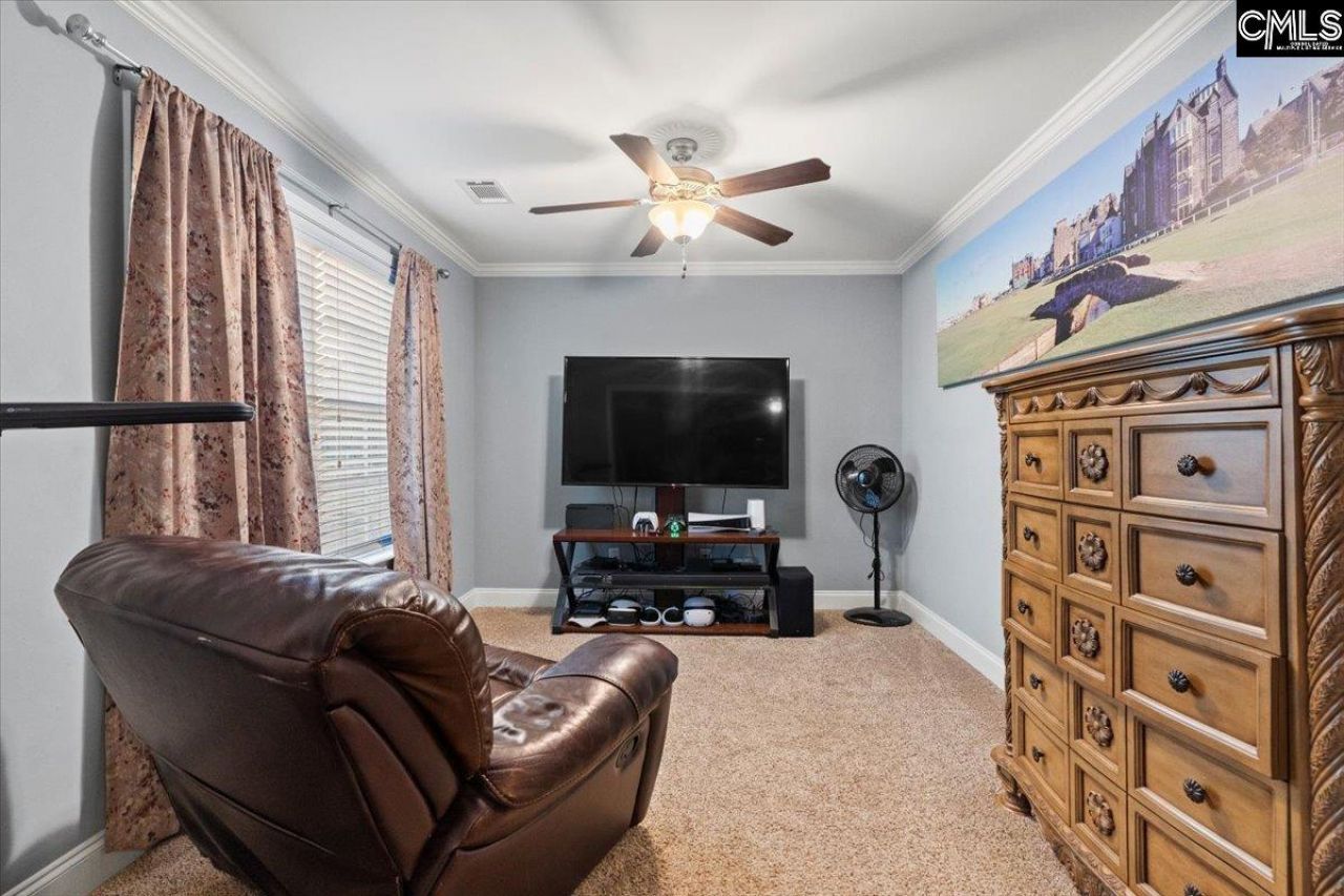 154 Hurlingham Drive  Photo 22