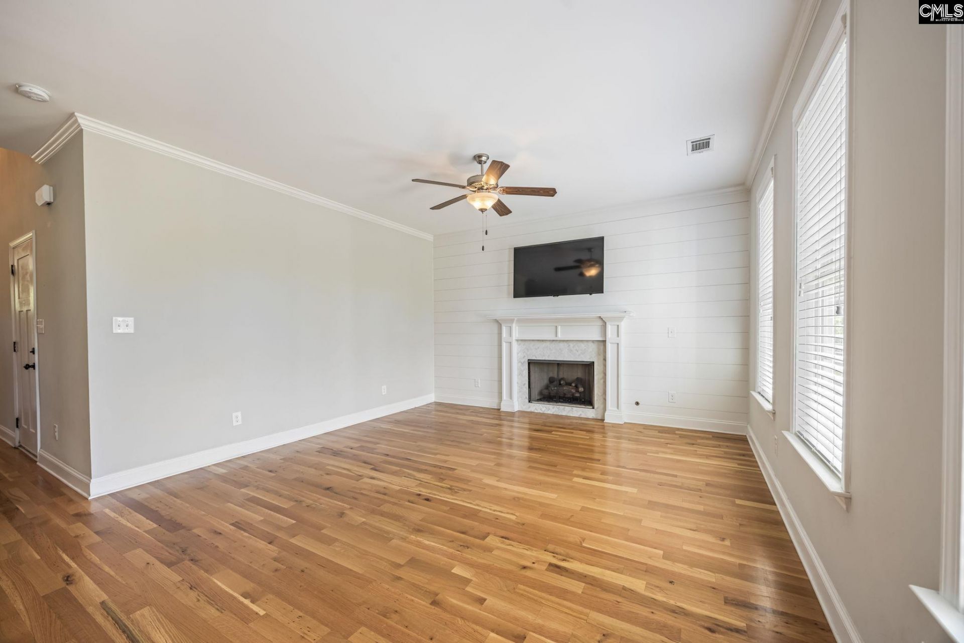 154 Hurlingham Drive Photo 22