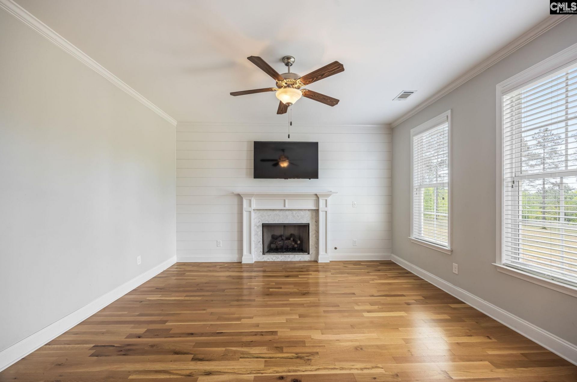 154 Hurlingham Drive Photo 23