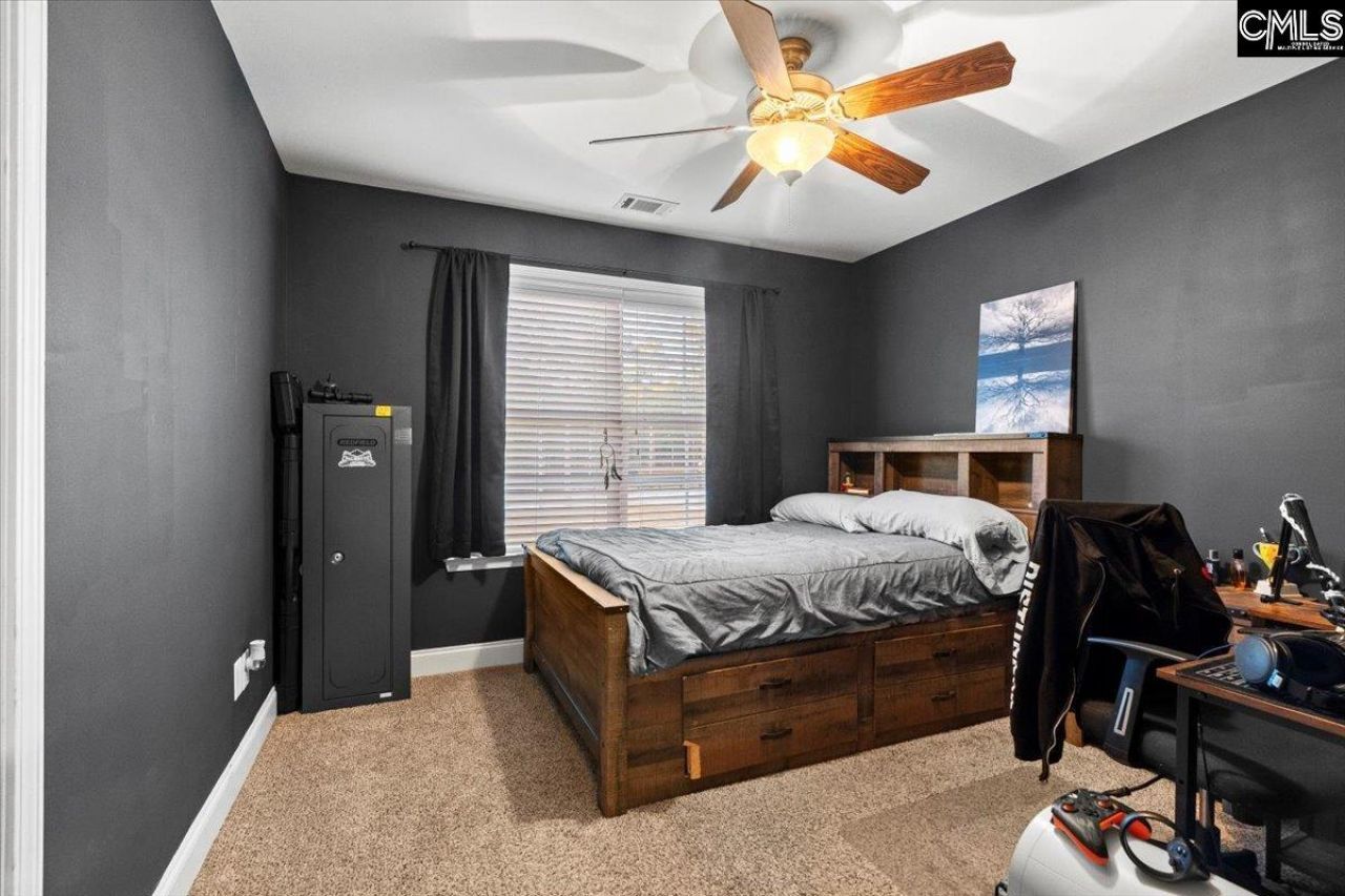 154 Hurlingham Drive  Photo 29