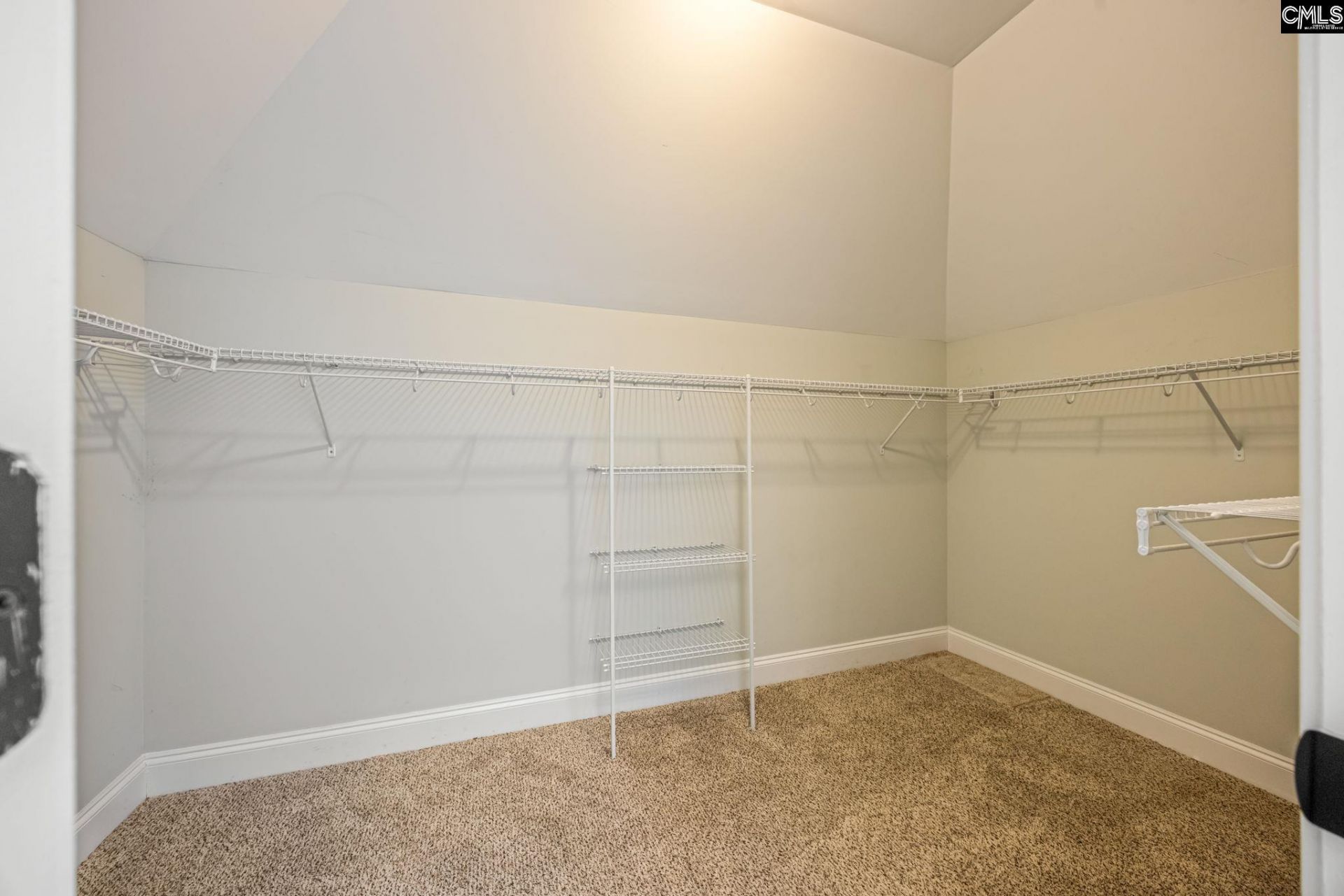 154 Hurlingham Drive Photo 43