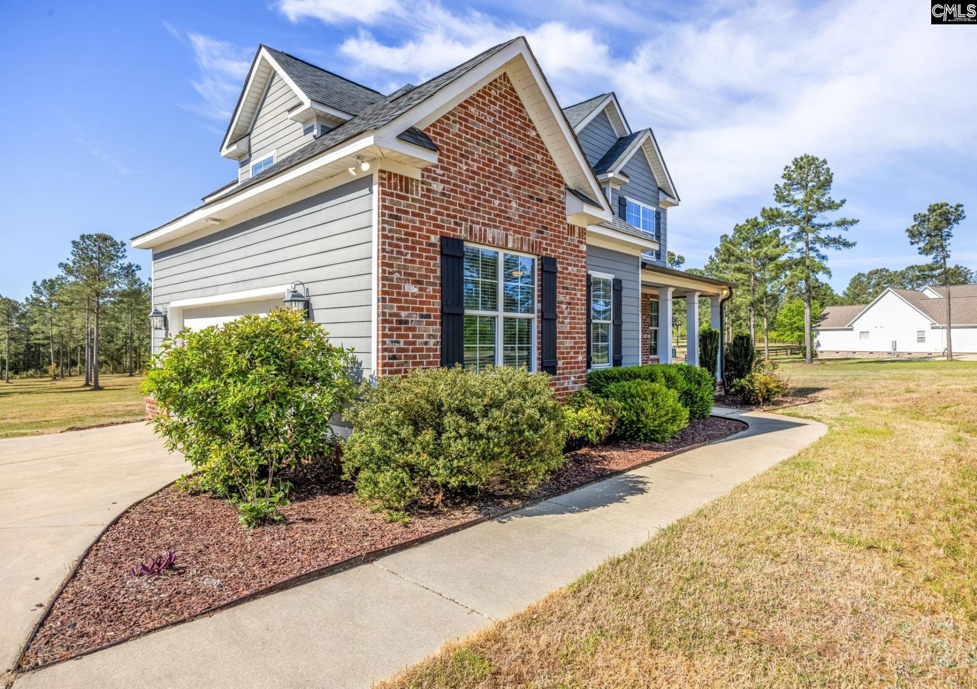 154 Hurlingham Drive Photo 8