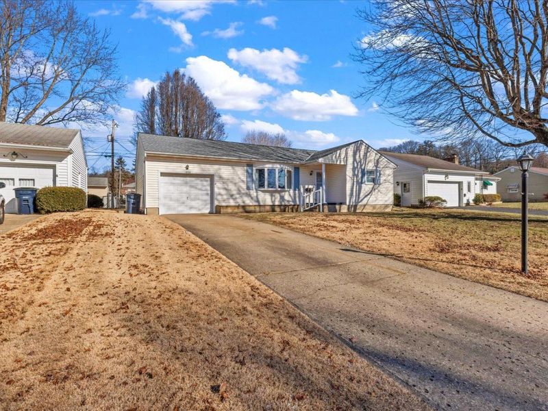 1836 Glenmar Drive, Lancaster, OH 43130 Photo 3