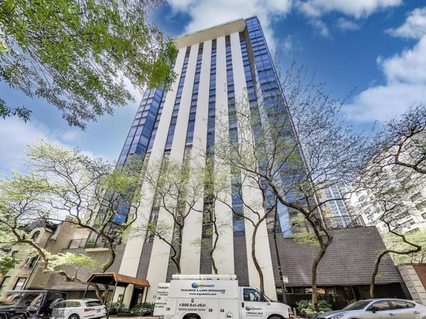 1310 N Ritchie Court, Unit 9D, Chicago, IL 60610