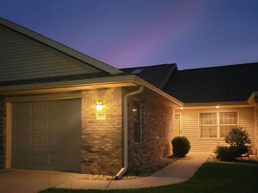 611 Spring View Circle, Beatrice, NE 68310