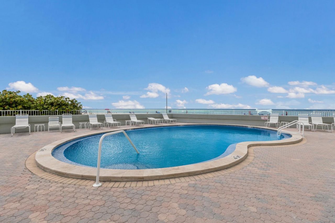 5200 Gulf Drive, Unit 408, Holmes Beach, FL 34217 Photo
