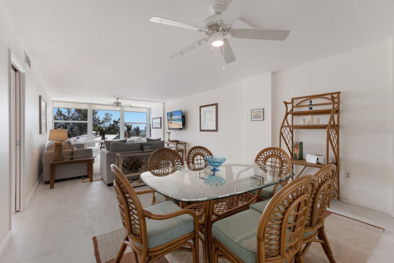 5200 Gulf Drive, Unit 408, Holmes Beach, FL 34217 Photo