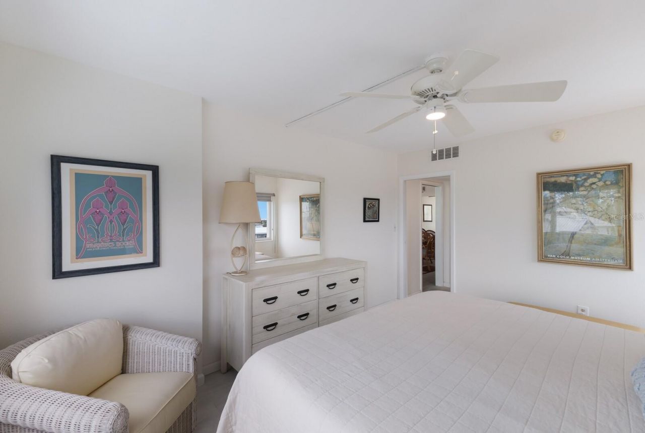 5200 Gulf Drive, Unit 408, Holmes Beach, FL 34217 Photo