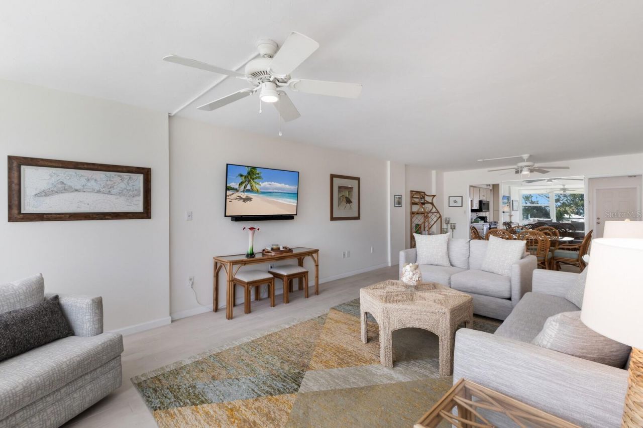 5200 Gulf Drive, Unit 408, Holmes Beach, FL 34217 Photo