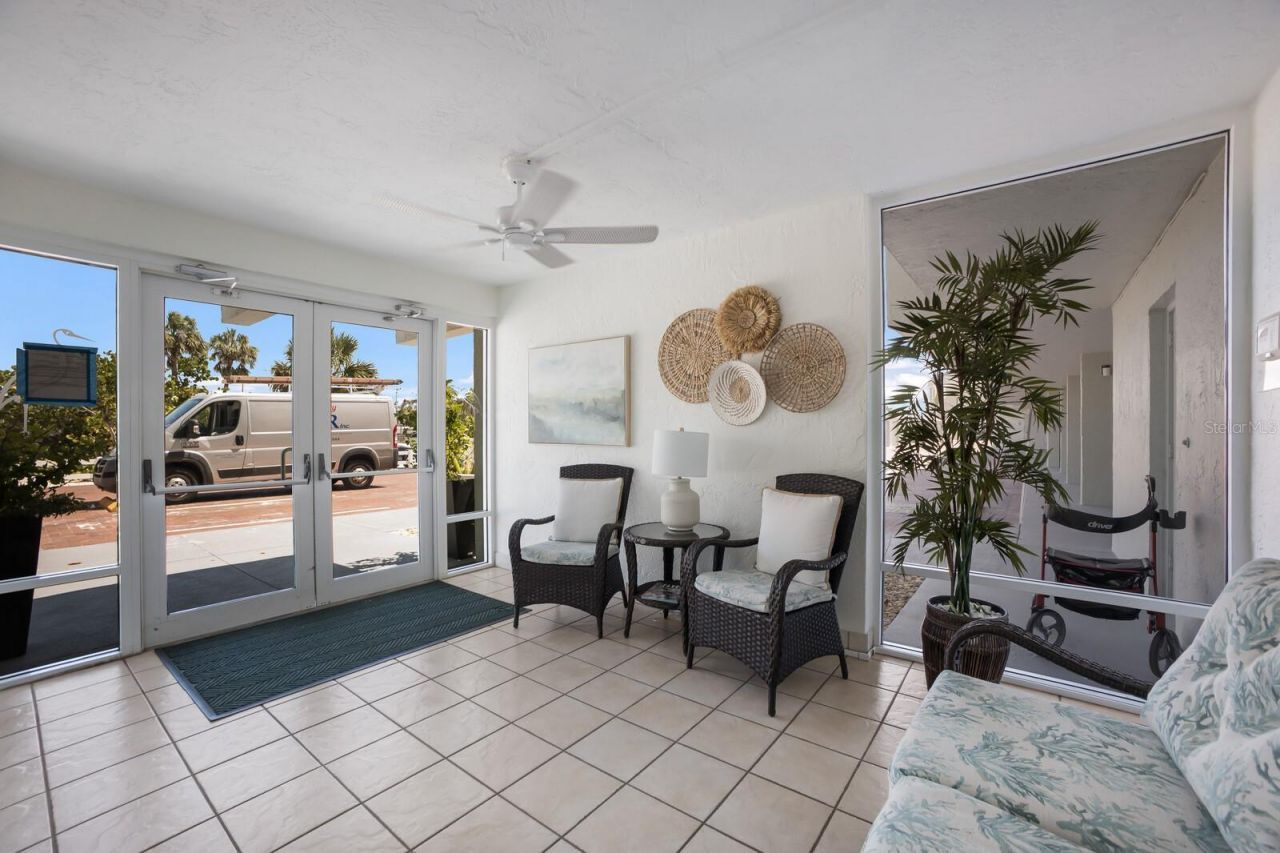 5200 Gulf Drive, Unit 408, Holmes Beach, FL 34217 Photo