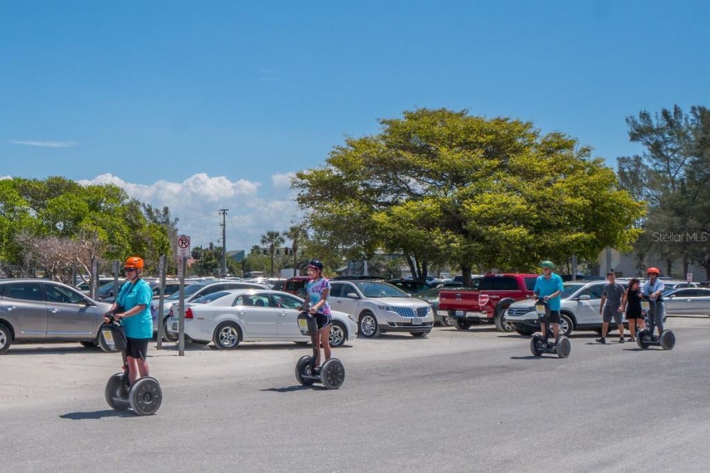 5200 Gulf Drive, Unit 408, Holmes Beach, FL 34217 Photo