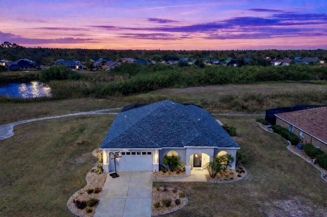 13048 SW Pembroke Circle S, Lake Suzy, FL 34269 Photo