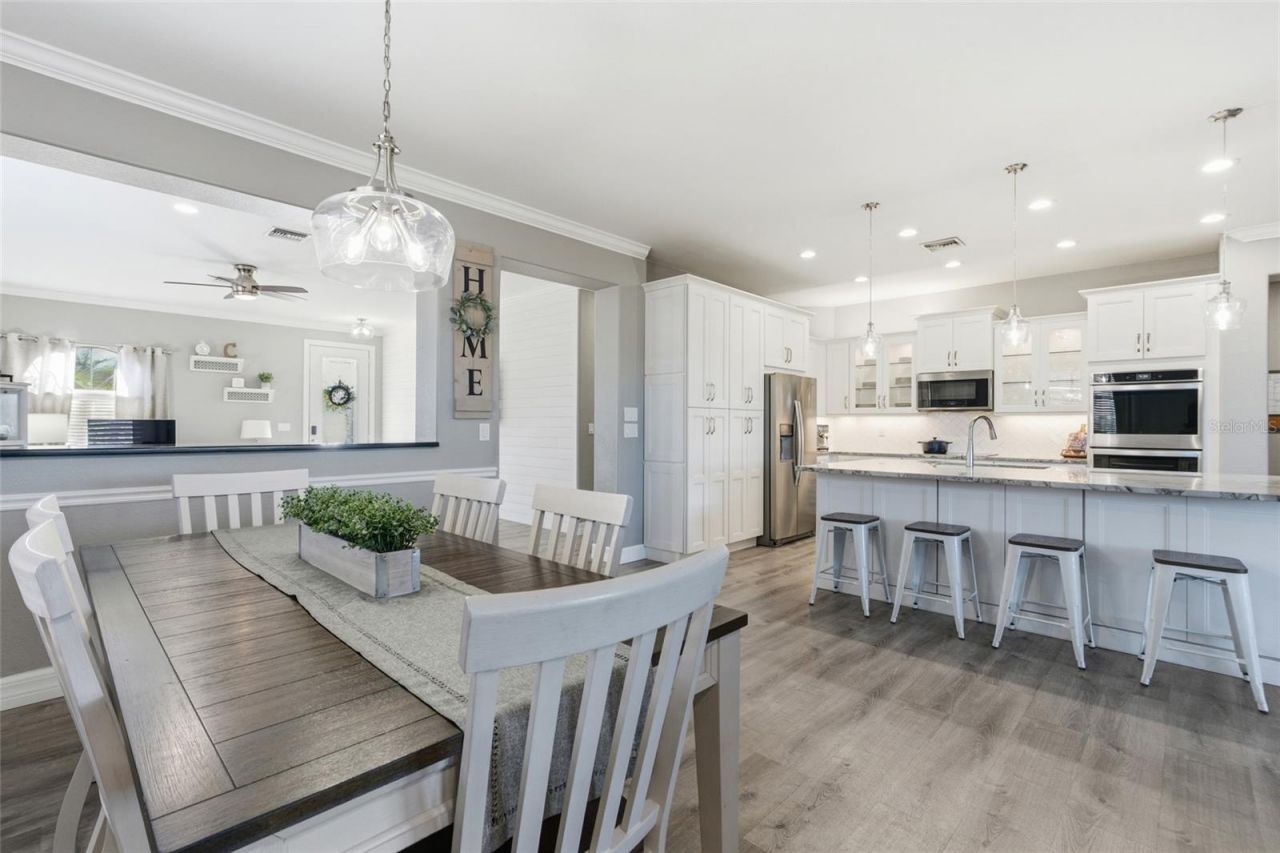 13048 SW Pembroke Circle S, Lake Suzy, FL 34269 Photo