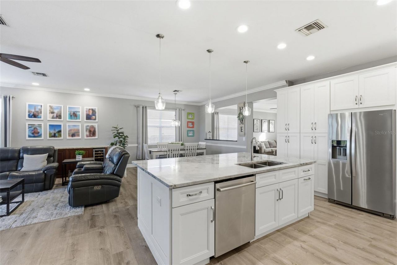 13048 SW Pembroke Circle S, Lake Suzy, FL 34269 Photo