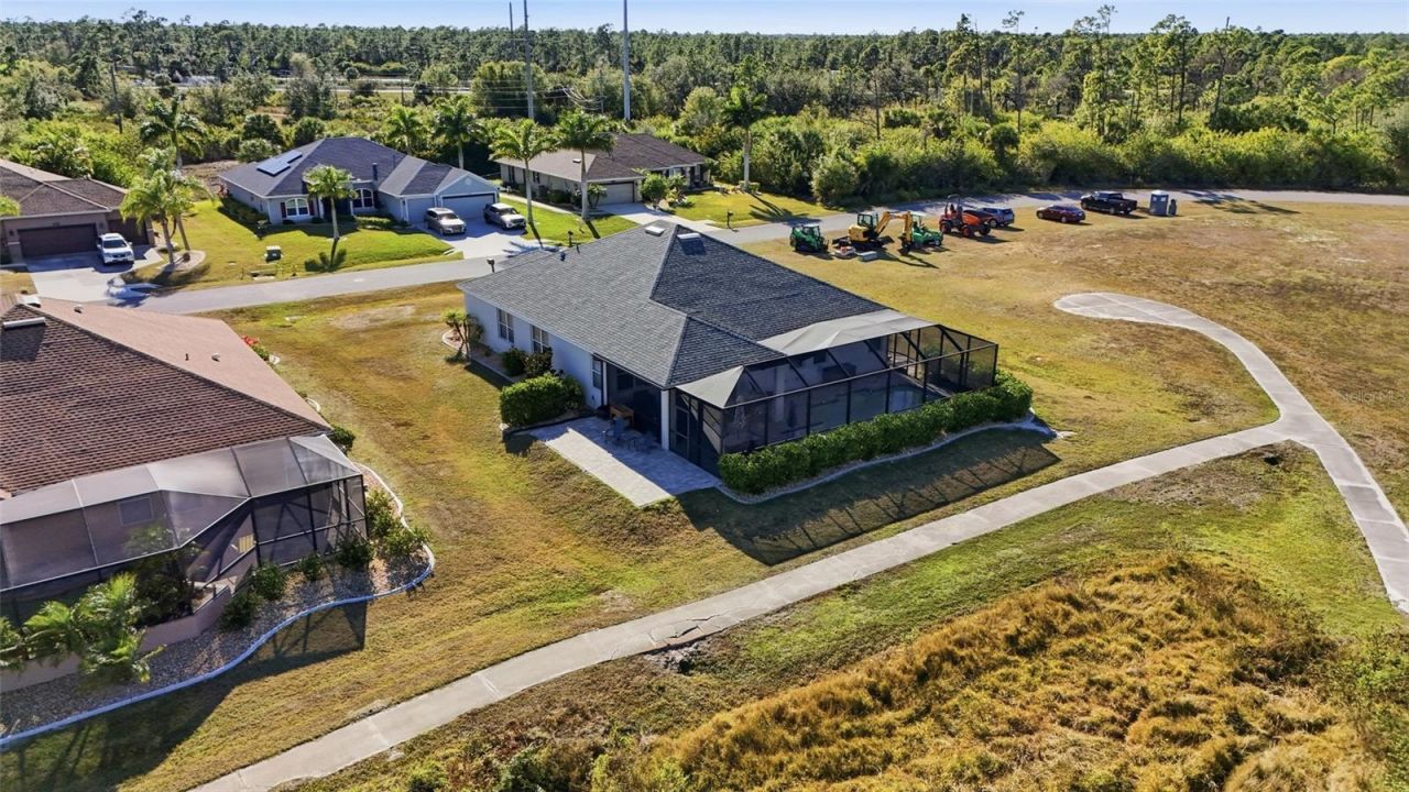 13048 SW Pembroke Circle S, Lake Suzy, FL 34269 Photo