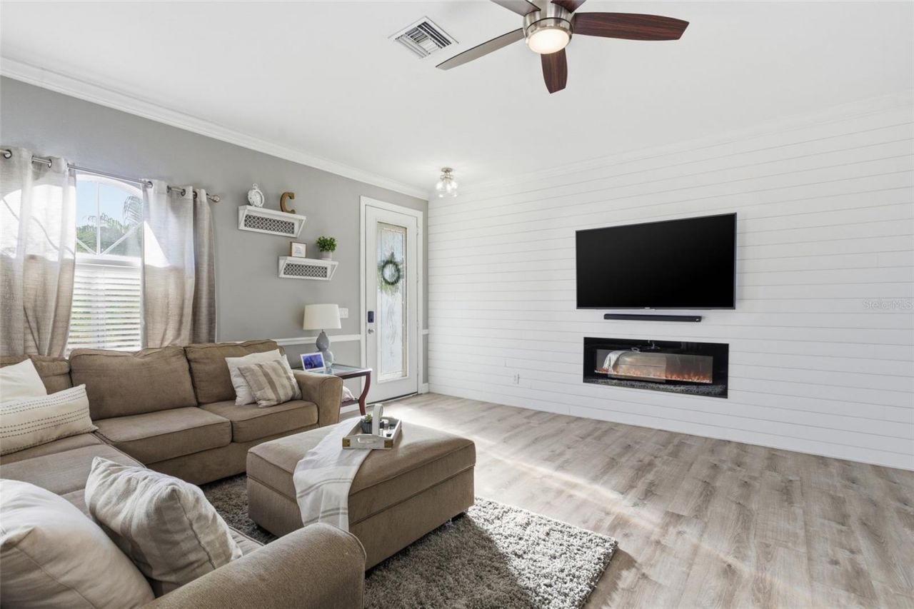 13048 SW Pembroke Circle S, Lake Suzy, FL 34269 Photo