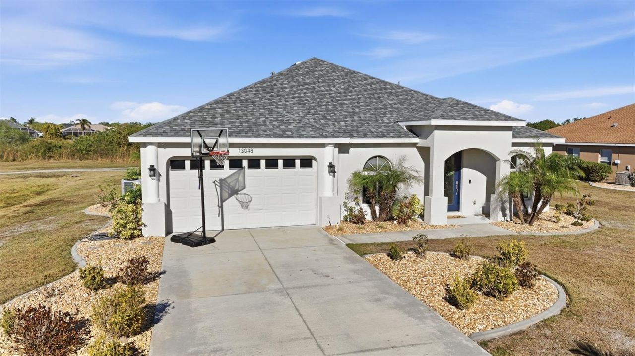 13048 SW Pembroke Circle S, Lake Suzy, FL 34269 Photo