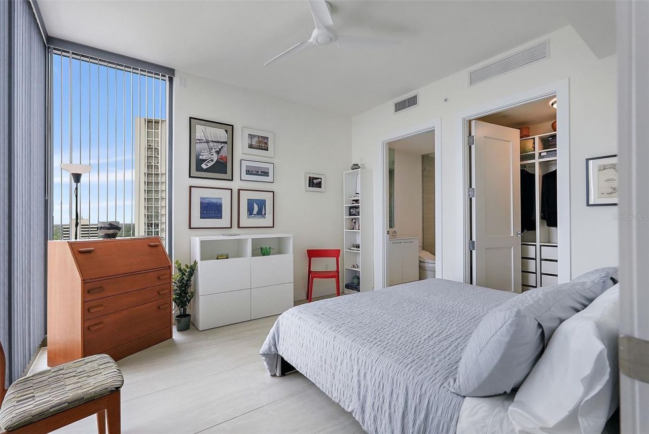 301 1st Street S, Unit 2305, Saint Petersburg, FL 33701 Photo