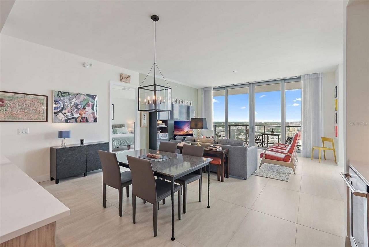 301 1st Street S, Unit 2305, Saint Petersburg, FL 33701 Photo