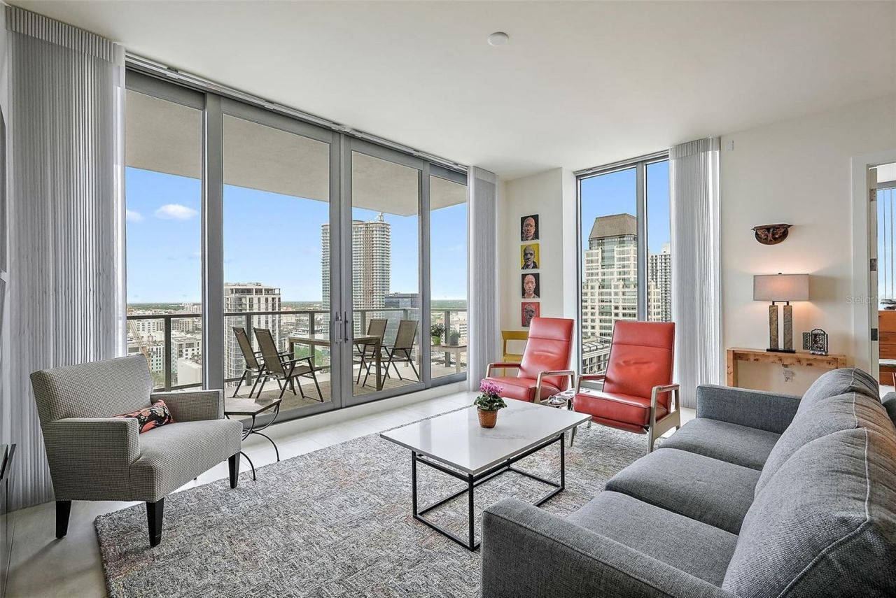 301 1st Street S, Unit 2305, Saint Petersburg, FL 33701 Photo