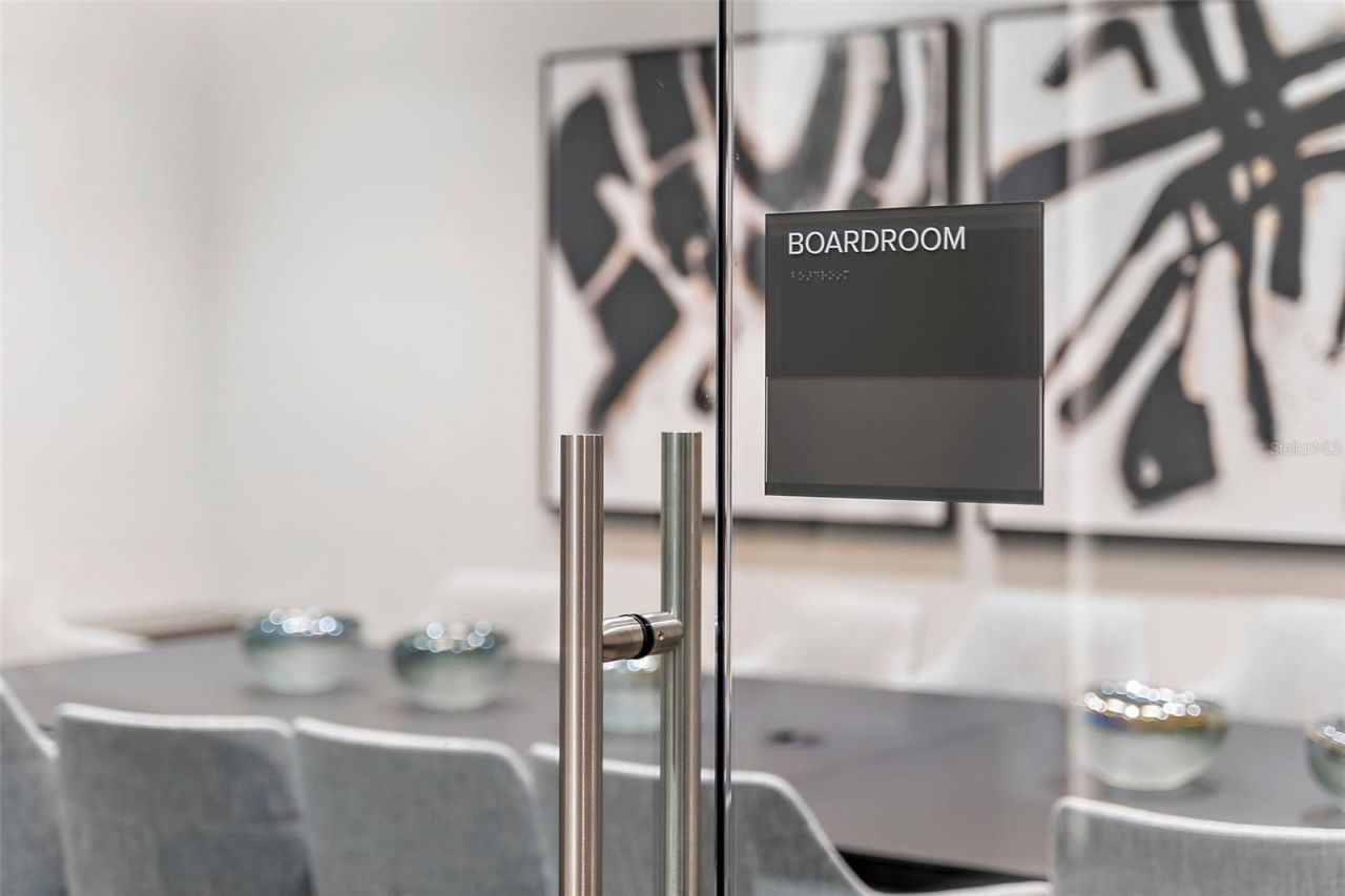 301 1st Street S, Unit 2305, Saint Petersburg, FL 33701 Photo