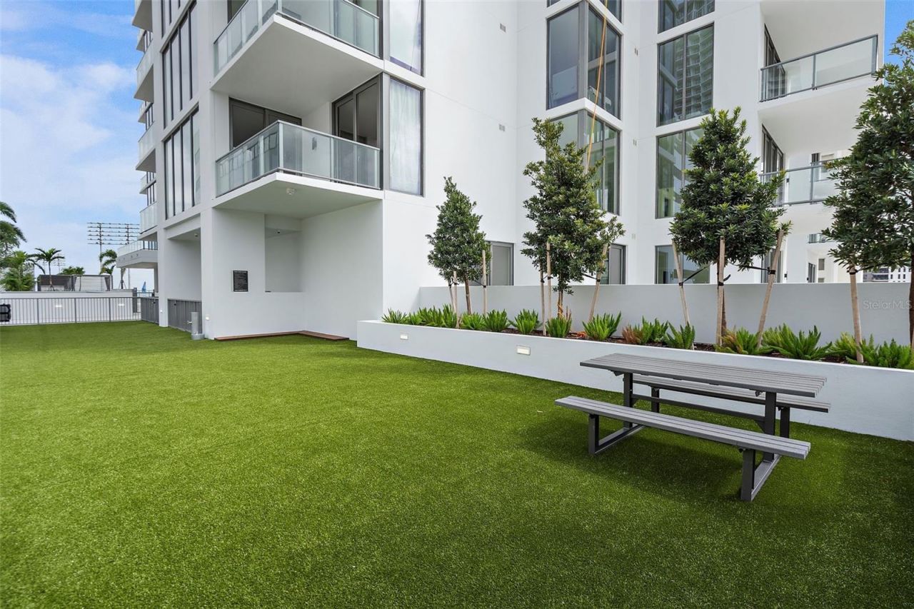 301 1st Street S, Unit 2305, Saint Petersburg, FL 33701 Photo