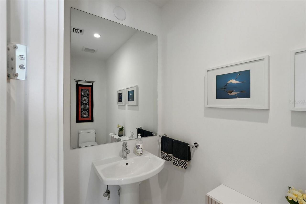 301 1st Street S, Unit 2305, Saint Petersburg, FL 33701 Photo